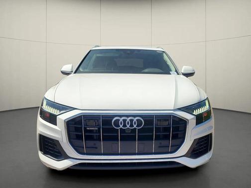 Carrara White 2023 Audi Q8 55 Premium