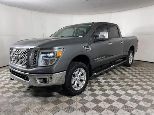 2017 Nissan Titan XD SL