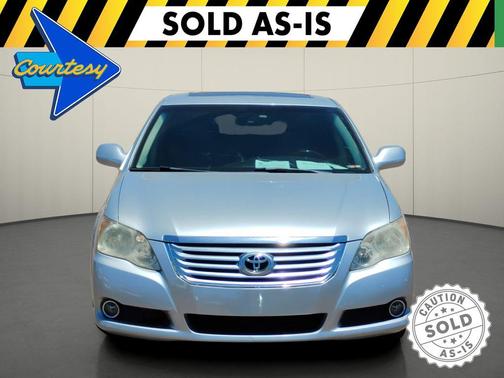 Classic Silver Metallic 2010 Toyota Avalon LTD