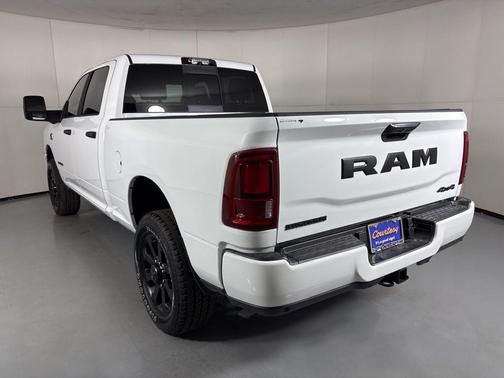 2026 RAM 3500 Big Horn Crew Cab 4x4 6'4' Box