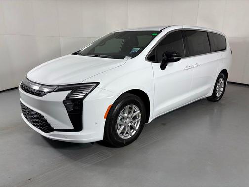 Bright White Clearcoat 2027 Chrysler Pacifica L