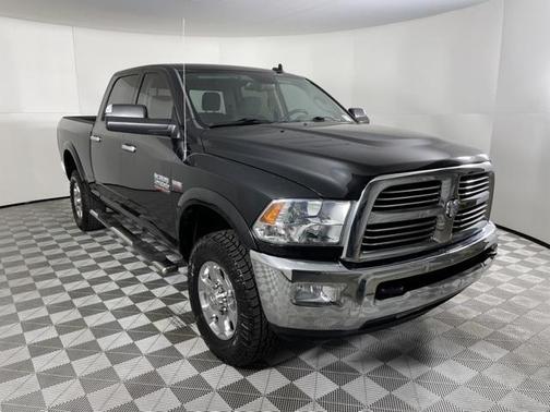 Brilliant Black Crystal Pearlcoat 2018 RAM 2500 Big Horn Crew Cab 4x4 6'4' Box
