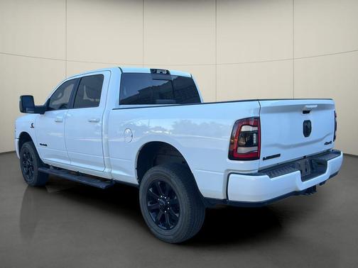 Bright White Clearcoat 2023 RAM 2500 Laramie Crew Cab 4x4 6'4' Box