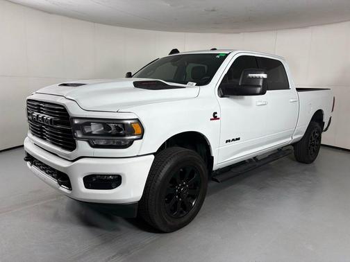 Bright White Clearcoat 2023 RAM 2500 Laramie Crew Cab 4x4 6'4' Box