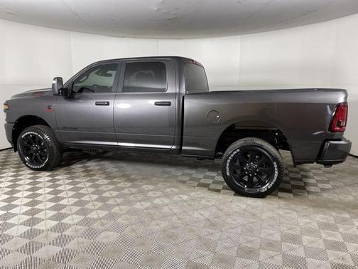 2025 RAM 2500 Big Horn Crew Cab 4x4 6'4' Box