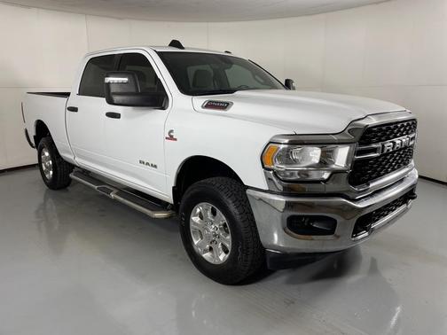 2023 RAM 2500 Big Horn Crew Cab 4x4 6'4' Box