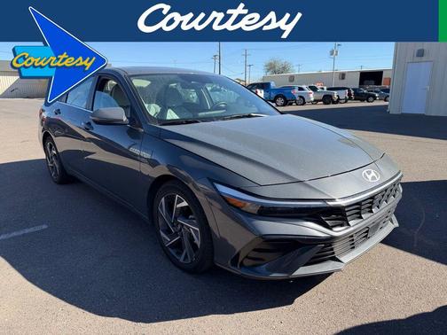 2025 Hyundai ELANTRA Limited