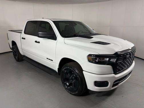 Bright White Clearcoat 2026 RAM 1500 Express