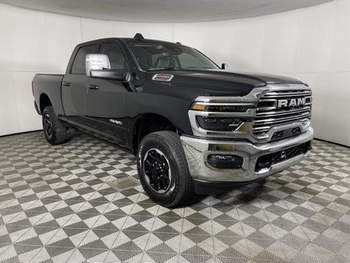 2025 RAM 2500 Laramie Crew Cab 4x4 6'4' Box
