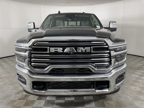 2025 RAM 2500 Laramie Crew Cab 4x4 6'4' Box