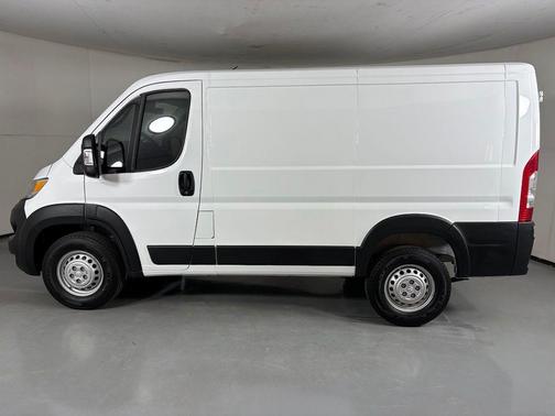 Bright White Clearcoat 2026 RAM ProMaster 1500 Low Roof