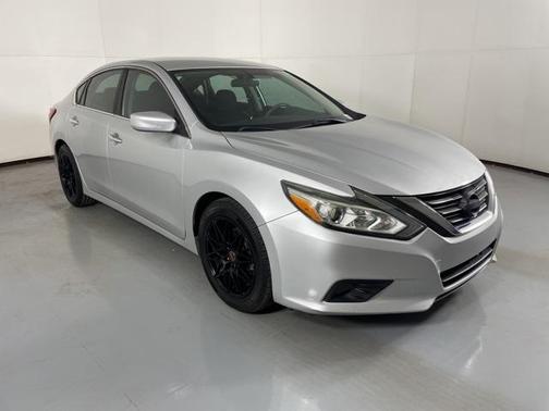 2017 Nissan Altima 2.5 SV