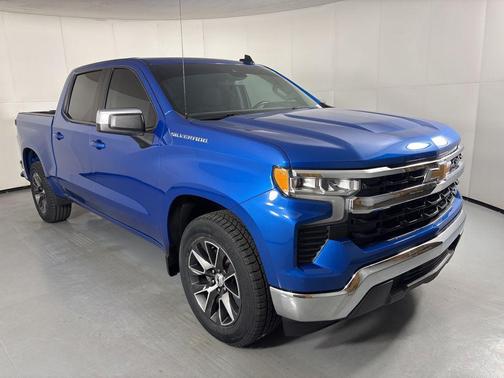 Glacier Blue Metallic 2024 Chevrolet Silverado 1500 LT