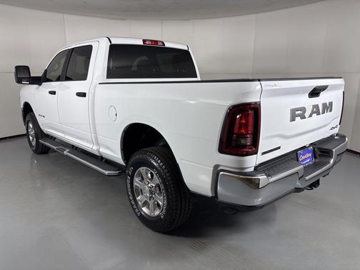 2026 RAM 2500 Big Horn Crew Cab 4x4 6'4' Box