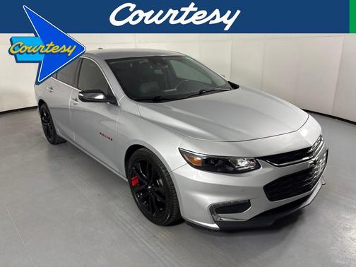 Silver Ice Metallic 2018 Chevrolet Malibu LT