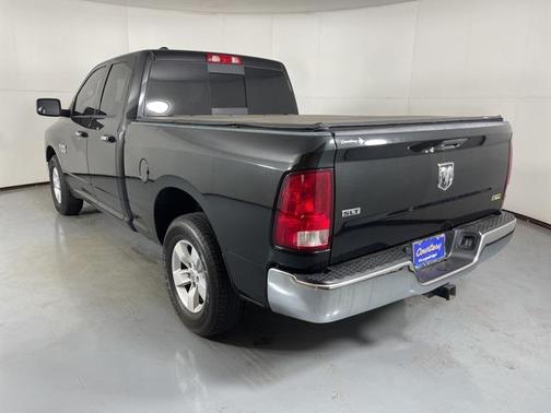 2018 RAM 1500 SLT