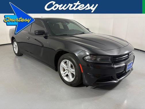 Pitch Black Clearcoat 2023 Dodge Charger SXT