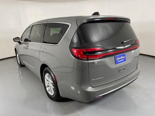2025 Chrysler Pacifica L