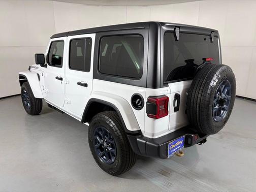 Bright White Clearcoat 2026 Jeep Wrangler Sport