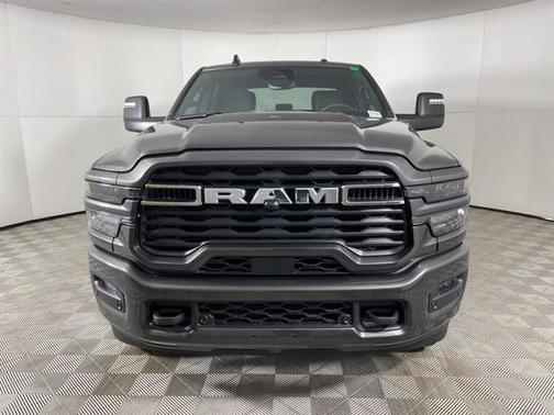 2025 RAM 2500 Big Horn Crew Cab 4x4 6'4' Box