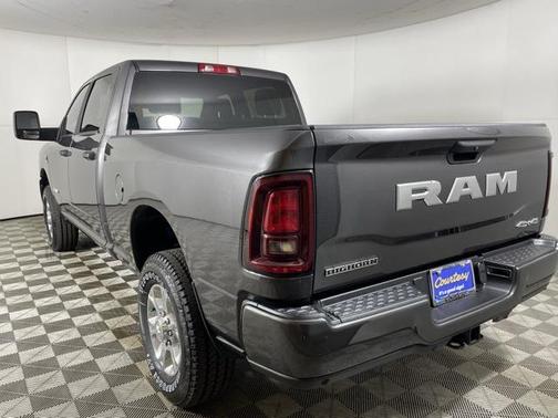 2025 RAM 2500 Big Horn Crew Cab 4x4 6'4' Box