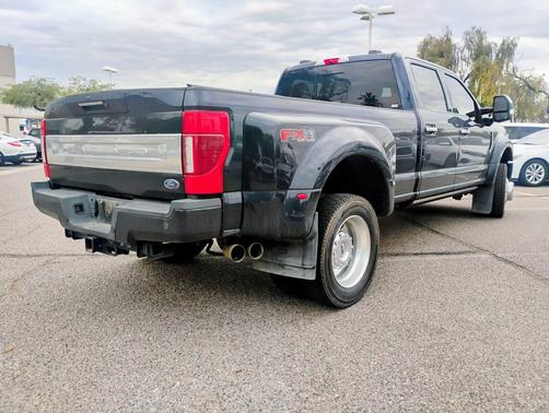 2022 Ford F-450 Platinum