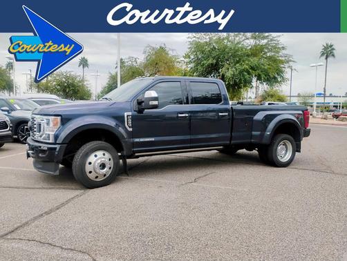2022 Ford F-450 Platinum