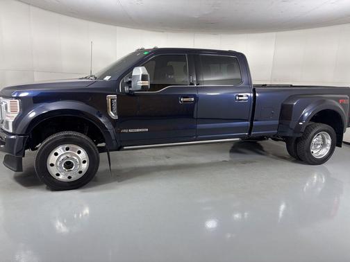 2022 Ford F-450 Platinum