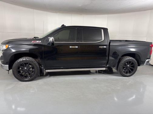 Black 2022 Chevrolet Silverado 1500 LTZ