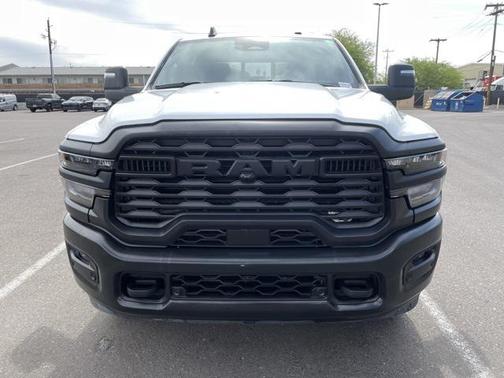 2025 RAM 2500 Tradesman Crew Cab 4x4 6'4' Box