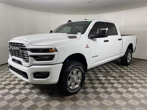 2025 RAM 2500 Big Horn Crew Cab 4x4 6'4' Box