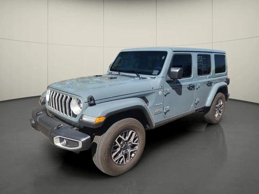 Anvil Clear Coat 2024 Jeep Wrangler 4-Door Sahara 4x4
