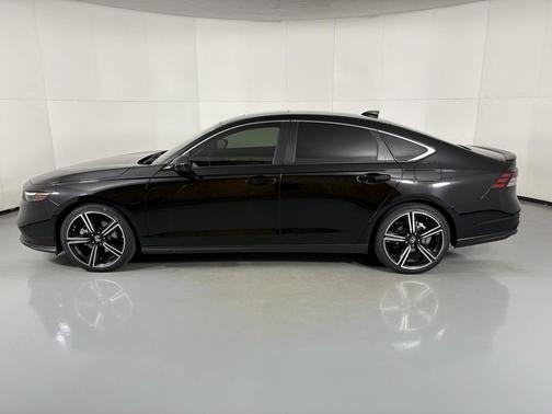 2023 Honda Accord Hybrid Base