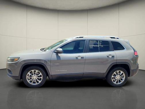 Sting-Gray Clearcoat 2021 Jeep Cherokee Latitude Lux