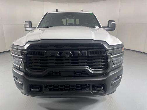 2025 RAM 2500 Tradesman Crew Cab 4x4 8' Box