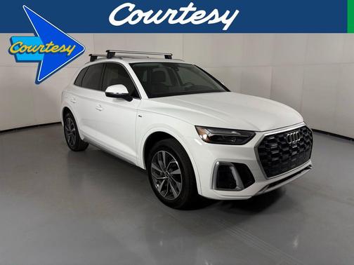 2023 Audi Q5 45 S line Premium Plus