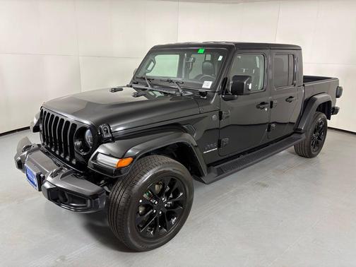 Black Clearcoat 2023 Jeep Gladiator High Altitude 4x4