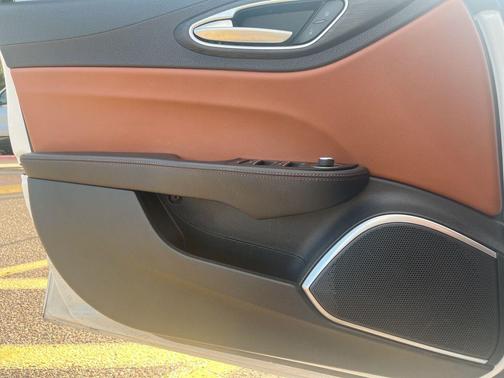 2018 Alfa Romeo Giulia Base