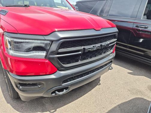 Redline 2 Coat Pearl 2022 RAM 1500 Big Horn/Lone Star