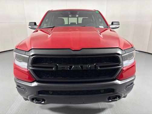 Redline 2 Coat Pearl 2022 RAM 1500 Big Horn/Lone Star