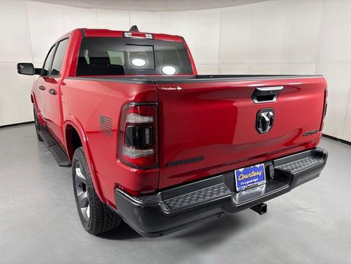 Redline 2 Coat Pearl 2022 RAM 1500 Big Horn/Lone Star
