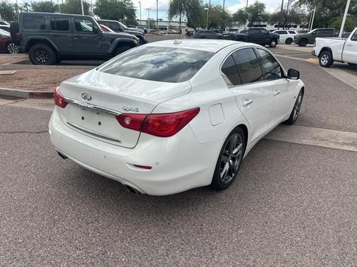 2014 INFINITI Q50 Hybrid Sport