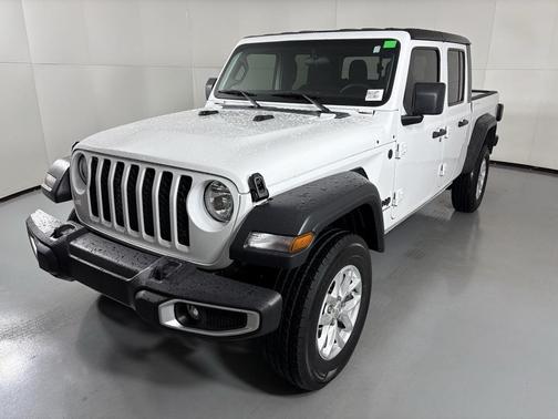 2023 Jeep Gladiator Sport S