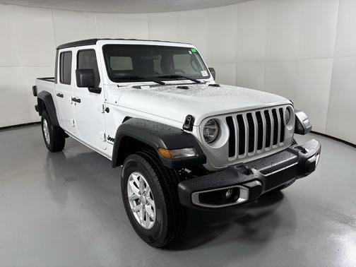 2023 Jeep Gladiator Sport S