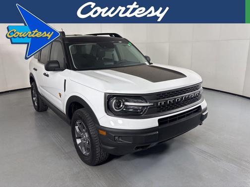 Oxford White 2024 Ford Bronco Sport Badlands