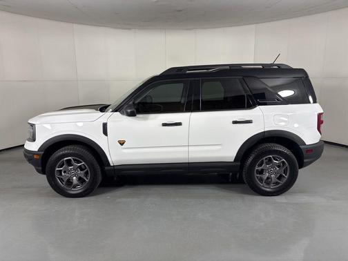 Oxford White 2024 Ford Bronco Sport Badlands