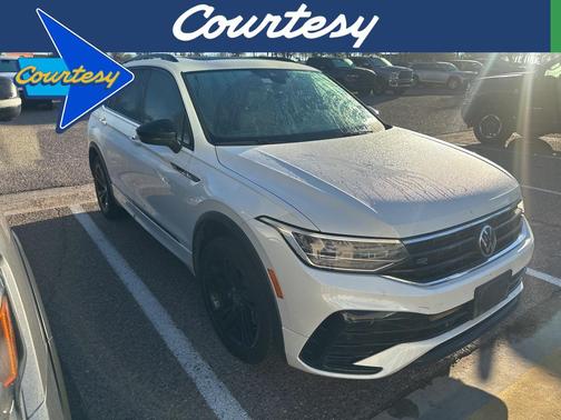 2023 Volkswagen Tiguan 2.0T SE R-Line Black