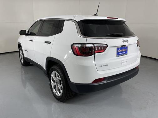 2025 Jeep Compass Sport