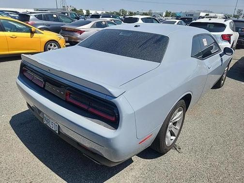 2020 Dodge Challenger SXT