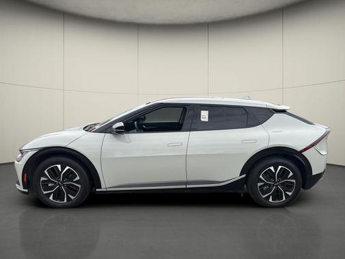 Glacier 2023 Kia EV6 Wind